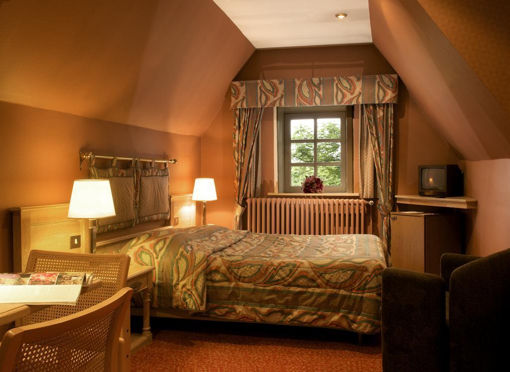 Hotel Pannenhuis Brugge Chambre photo